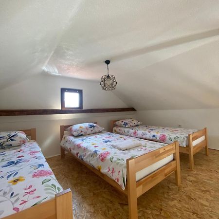Bihać Hill House Emirヴィラ エクステリア 写真